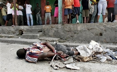 haiti gang 1.jpg (87052 bytes)