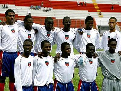 haitian soccer players.jpg (35046 bytes)
