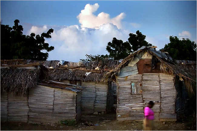 haitians suffering 3.jpg (77070 bytes)